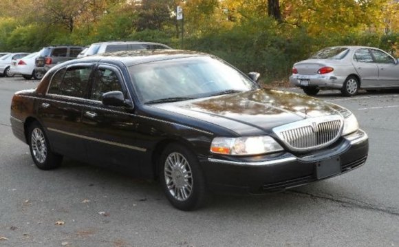 Lincoln Town Car Executive L For Sale