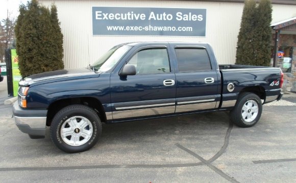 Executive Auto Shawano